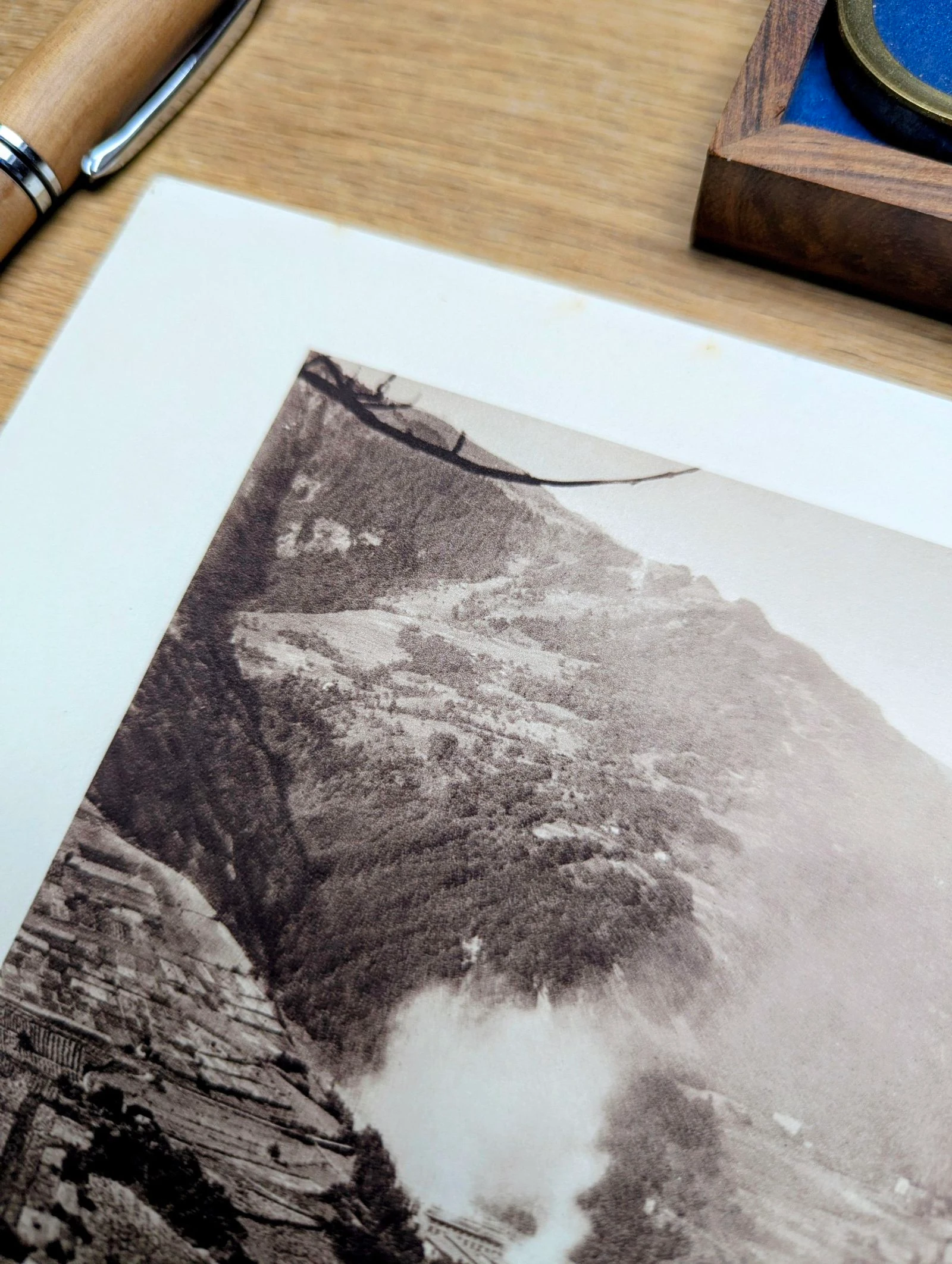 Ugine, Savoie. Placa fotográfica impressa em 1942. – photo 7